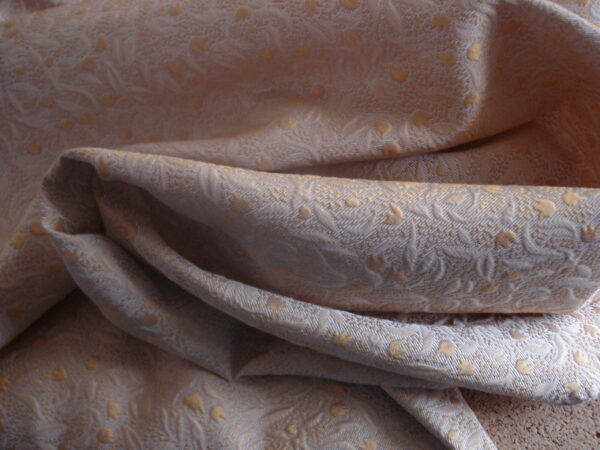 Brocado amarillo hojas