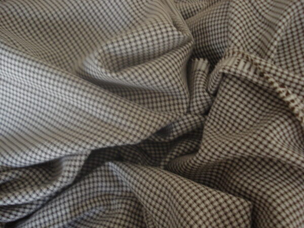 Tejido en viyela cuadro pequeño marrón