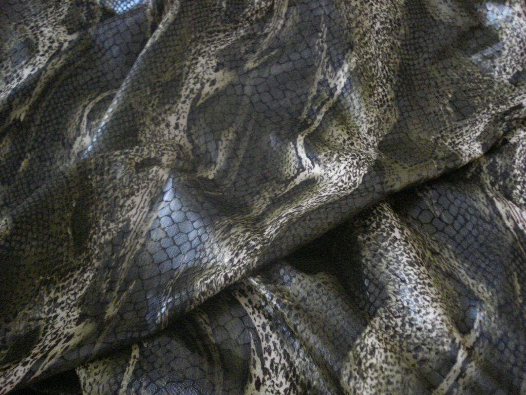 Tejido en licra estampado print animal