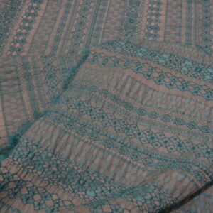 Tejido en bambula c/manzana c/efecto tiras bordadas