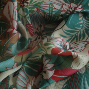 1,20mts. Tejido bambula estampado c/verdes, rojo ancho 1,50mts.