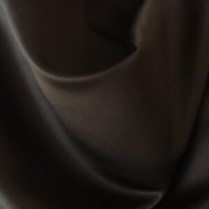 Tejido en raso fiesta c/ negro, ancho 1.50mts.