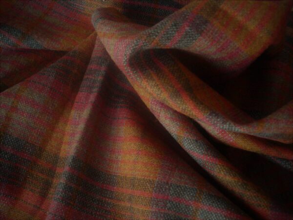 Tejido cuadros escoceses c/rojos-marrones, ancho 1.50mts.