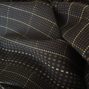 Tejido color marrón chocolate, est. cuadros, ancho 1.52mts.