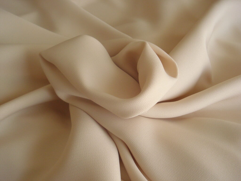 Tejido simil lienzo c/ beige, ancho 1,60mts.