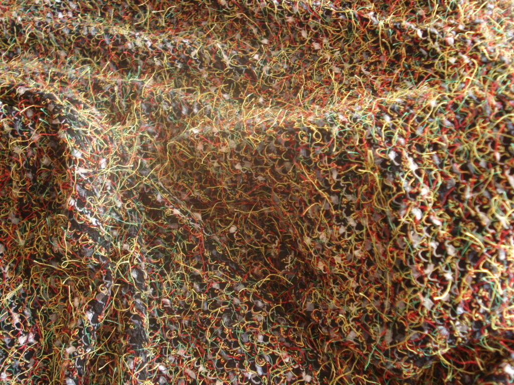 Tejido punto c/pelitos multicolor, ancho 1,40mts.